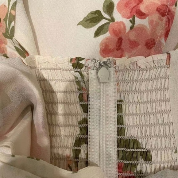 Reformation Twilight Dress in Corsage *NEW* - Picture 6 of 7